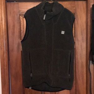 Bench fleece vest